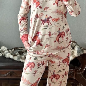 Cowboy Pajamas, WESTERN PJ set, Vintage Cowboy Print, RETRO Western, Cowboy PJs
