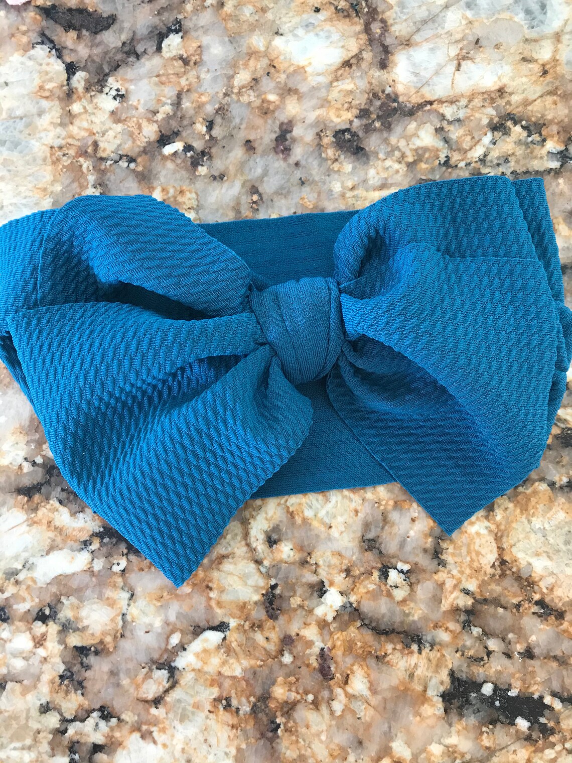 KIDS HEADBAND WITH LARGE BOW TILED IN TIME