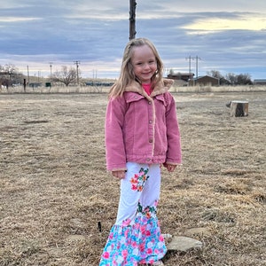Kids Western Corduroy Coats with very soft and warm Sherpa lining. Available in pink, yellow and brown.