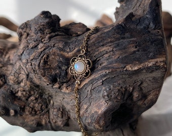 Clara - Antique Gold Moonstone Bracelet - Gold Rainbow Moonstone Bracelet - Antique Moonstone Bracelet, Vintage Moonstone Bracelet