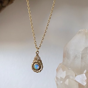 Arabella Antique Gold Opal Necklace Gold Opal Necklace October Birthstone Necklace Antique Opal Pendant Necklace image 1