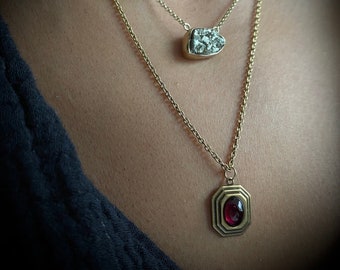 Athena Red Garnet Gold Necklace - Antique Gold Garnet Necklace - Vintage Garnet Pendant - January Birthstone Necklace - 2nd Anniversary gift