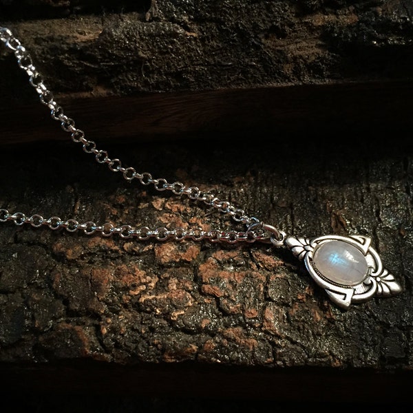 Aria - Antique Silver Moonstone choker - Silver Rainbow Moonstone Necklace - Moonstone Pendant - moonstone choker - healing moonstone choker