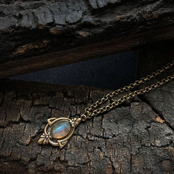 Aria - Antique Gold Labradorite Necklace, Labradorite Necklace, Labradorite Choker, Vintage Labradorite Necklace, Labradorite Pendant