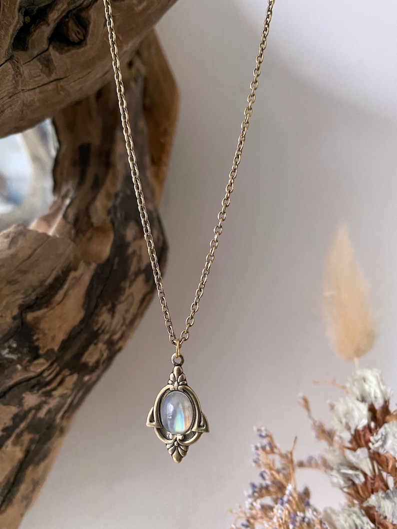 Aria Antique Silver Moonstone Necklace Silver Rainbow Moonstone Necklace Antique Moonstone Pendant Necklace image 4