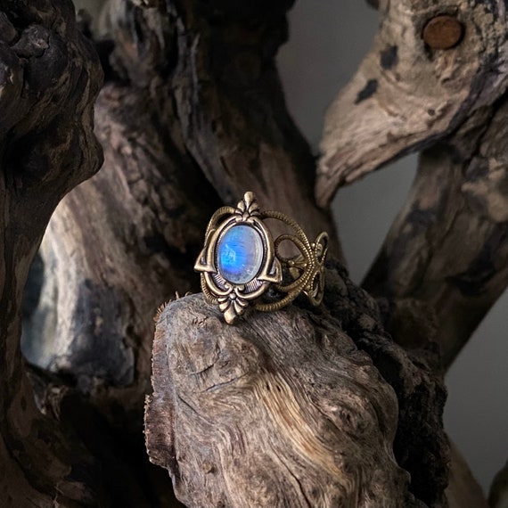 Vintage antique moonstone ring clearance