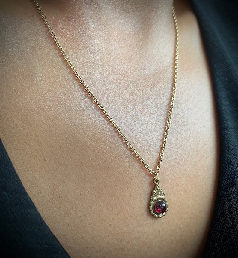 Arabella Antique Gold Garnet Necklace Gold Garnet Necklace Antique Garnet Pendant Necklace, 2nd Anniversary necklace, Valentine's Day image 3