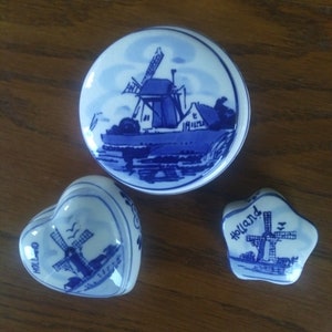 Set of 3 Vintage Delft Trinket Boxes, hand painted delft blue, heart, star, round