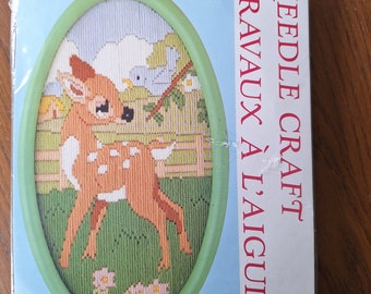 1972 Vtg. Avon Creative Needlecraft Kit d'oreillers Crewel