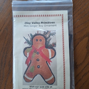 Oley Valley Primitives, DIY Felt Ornament, Mini Ginger Boy Ornament
