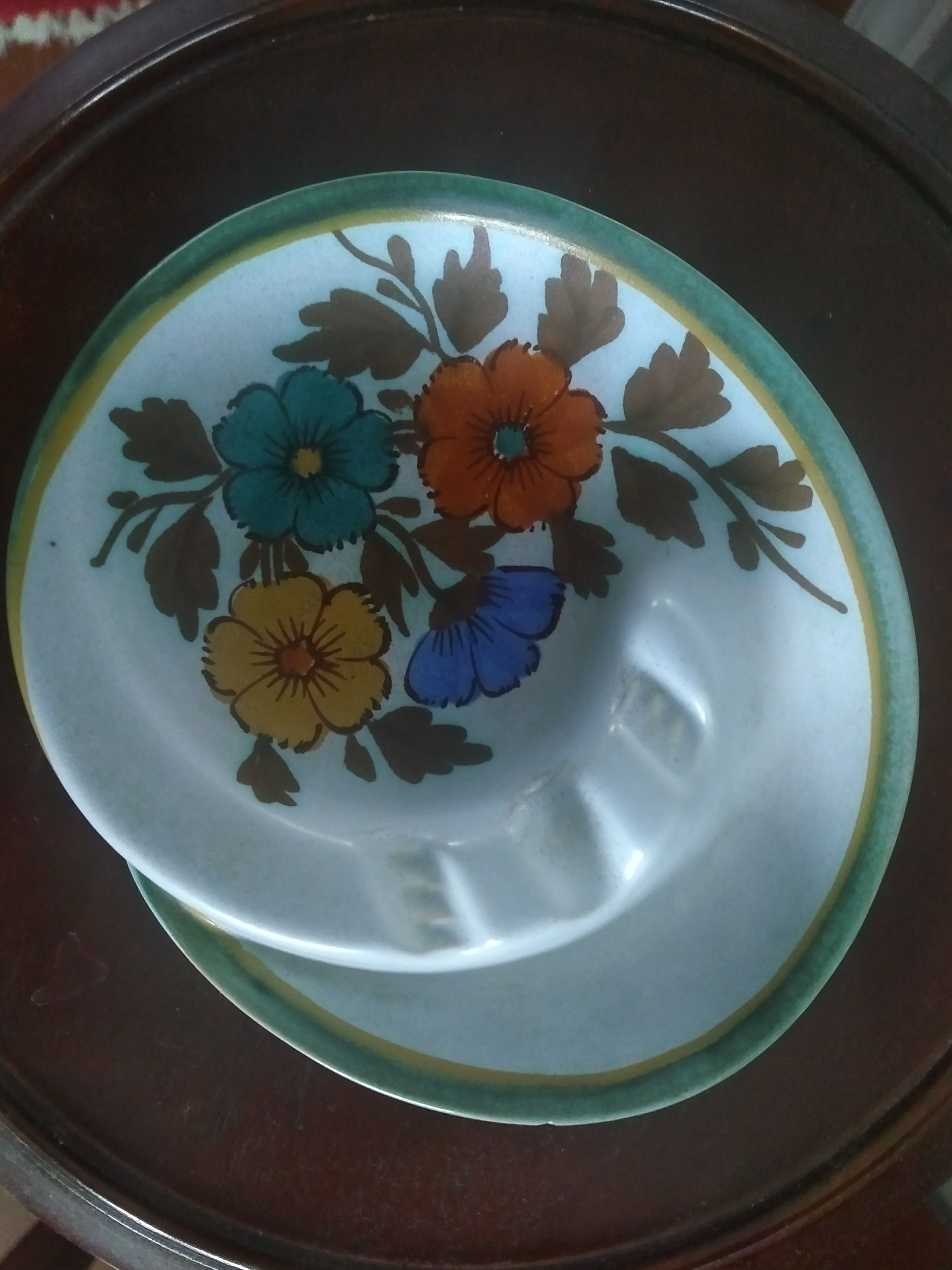 Gouda, Vintage Ashtray. Flora, Irene, Made in Holland, Small Chip