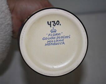 Gouda, Dutch Pottery, Vintage, Flora Gouda Plateel Holland