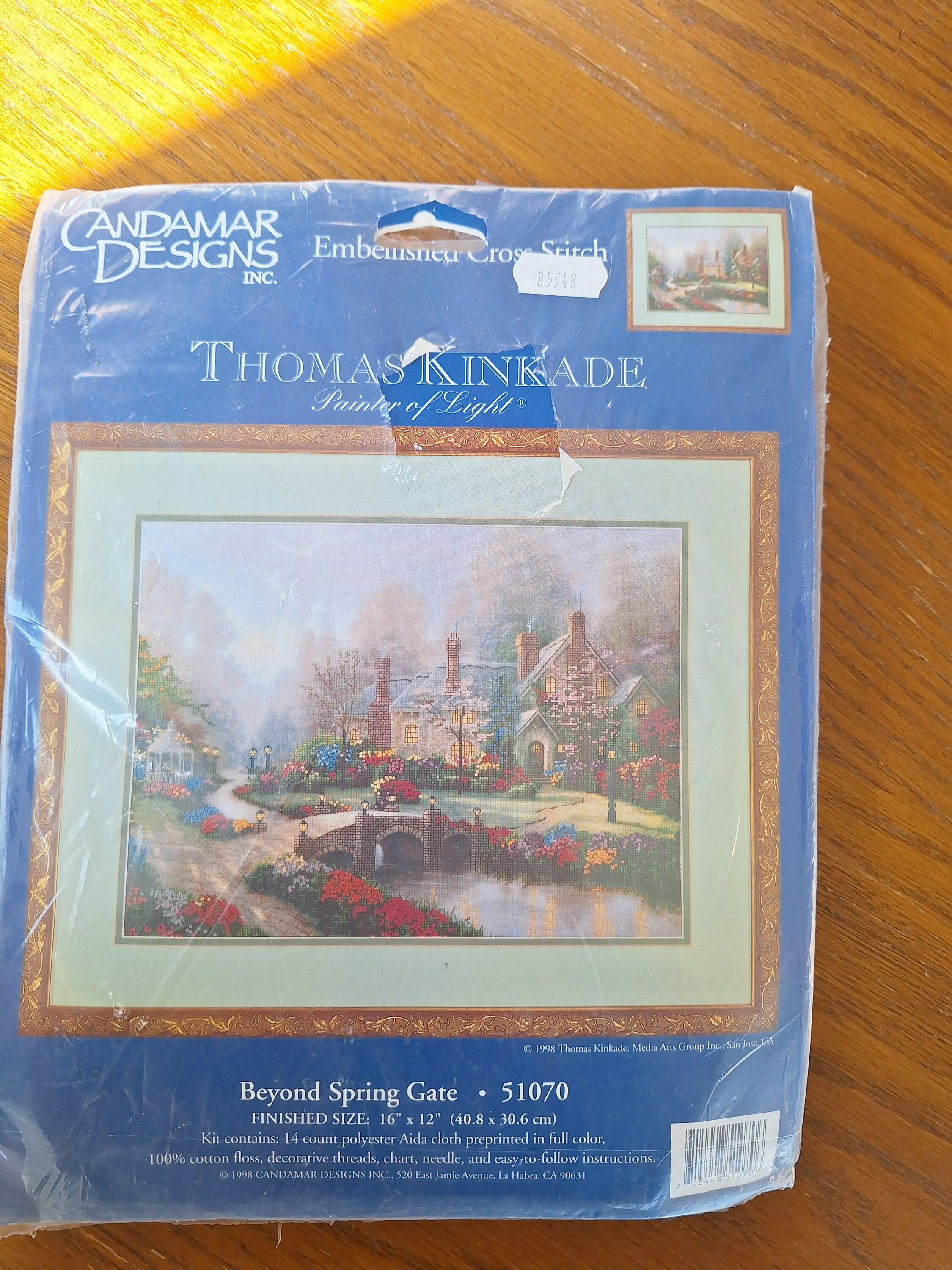 トーマス キンケード オーナメント Amazon.co.jp: トーマス・キンケード Thomas Kinkade Wonderland