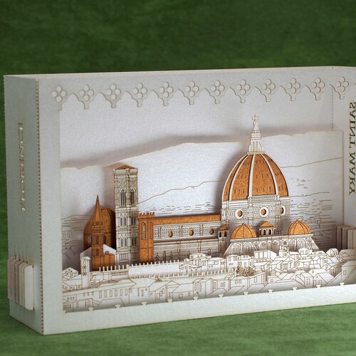 Italie Florence Duomo Cathédrale Sainte Marie de la Fleur. Modèle d'architecture de décoration intérieure de Florence. Carte d'anniversaire pop up kirigami Maquette