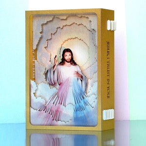 Jesus I trust in You Icon. Pop up card. Divine Mercy Prayer Cards. God. Religious cards, gifts. Jesus with red pink and blue rays. Church