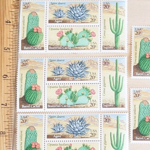 20 sellos de plantas del desierto, cinco bloques de cuatro sellos de cactus de 20 centavos, sellos postales sin usar de 1981, cactus barril, agave, saguaro, cola de castor