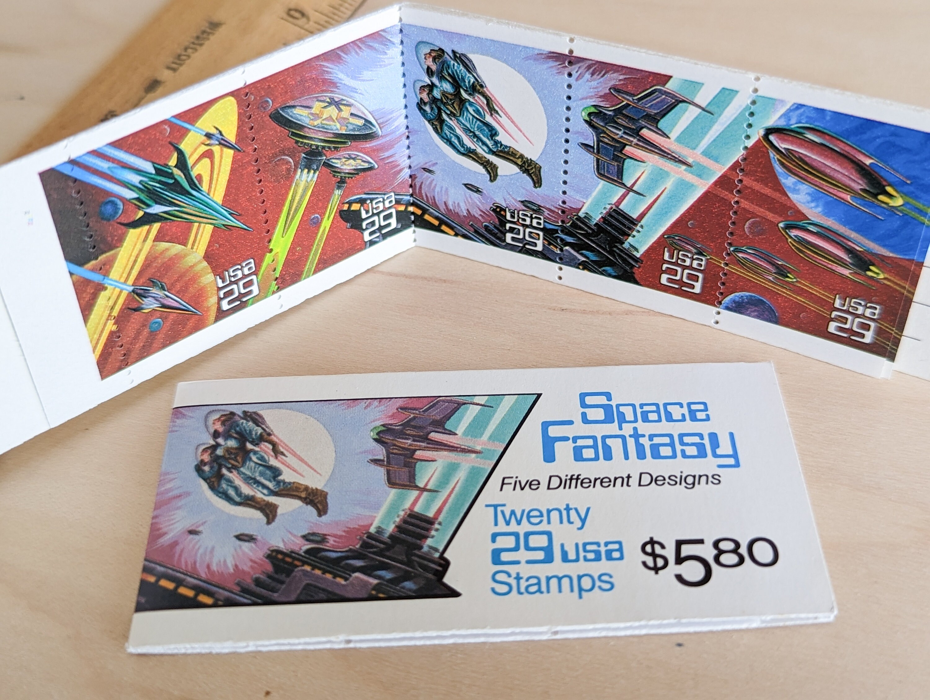 The Stamp of Fantasy 写真集 Space Fantasy 1992 Booklet of 20 US Postage Stamps, 29 Cents, Five
