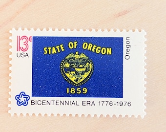 10 Oregon State Flag Stamps, Vintage Unused USPS 13 Cent Stamps, State Flag Series, 1976 Gummed Stamps