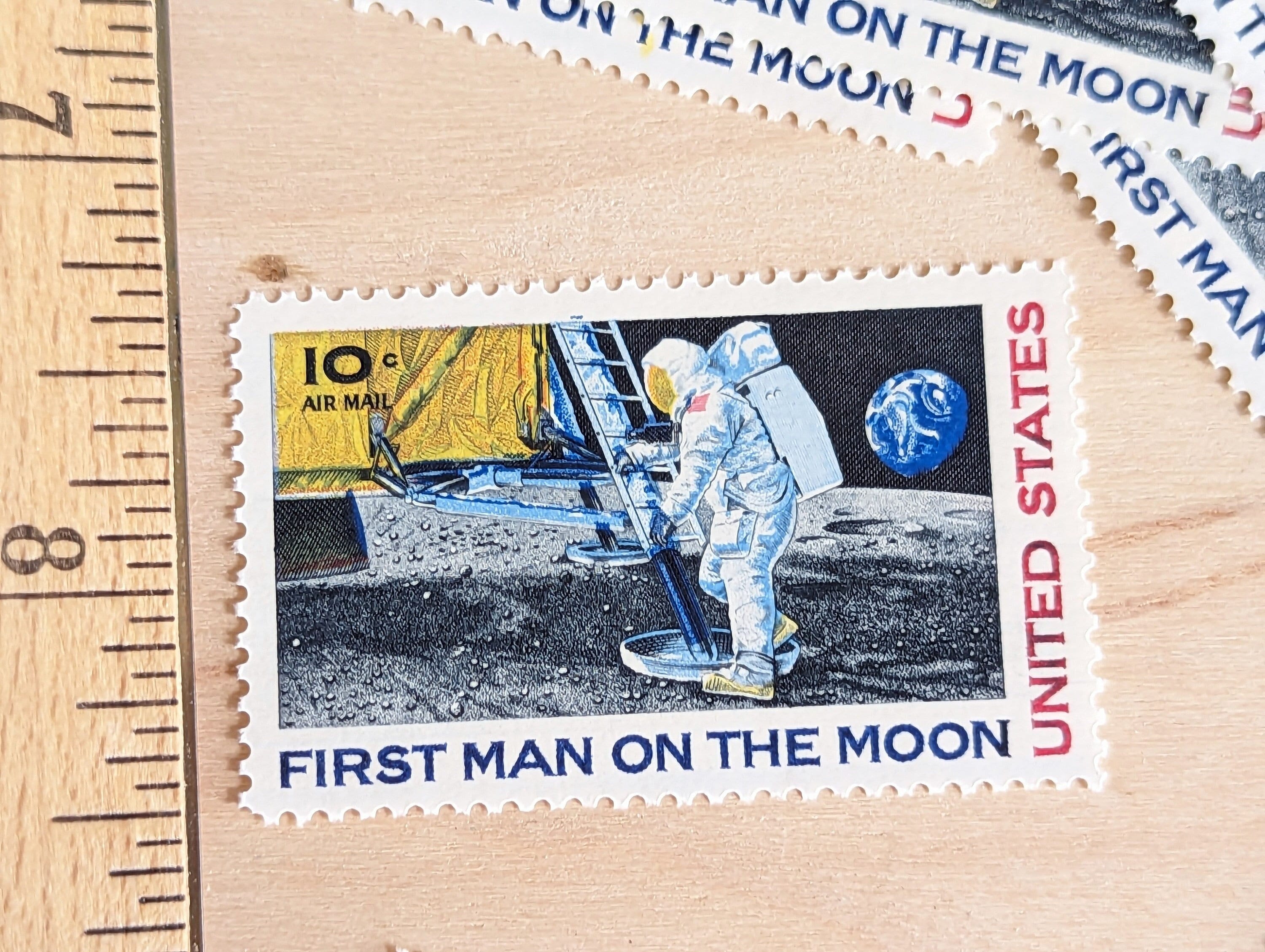 10 First Man on the Moon Stamps, 10 Cent 1969 Unused Postage