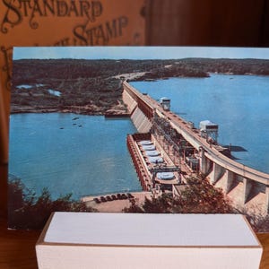 Unused Bagnell Dam Lake of the Ozarks Postcard, Missouri