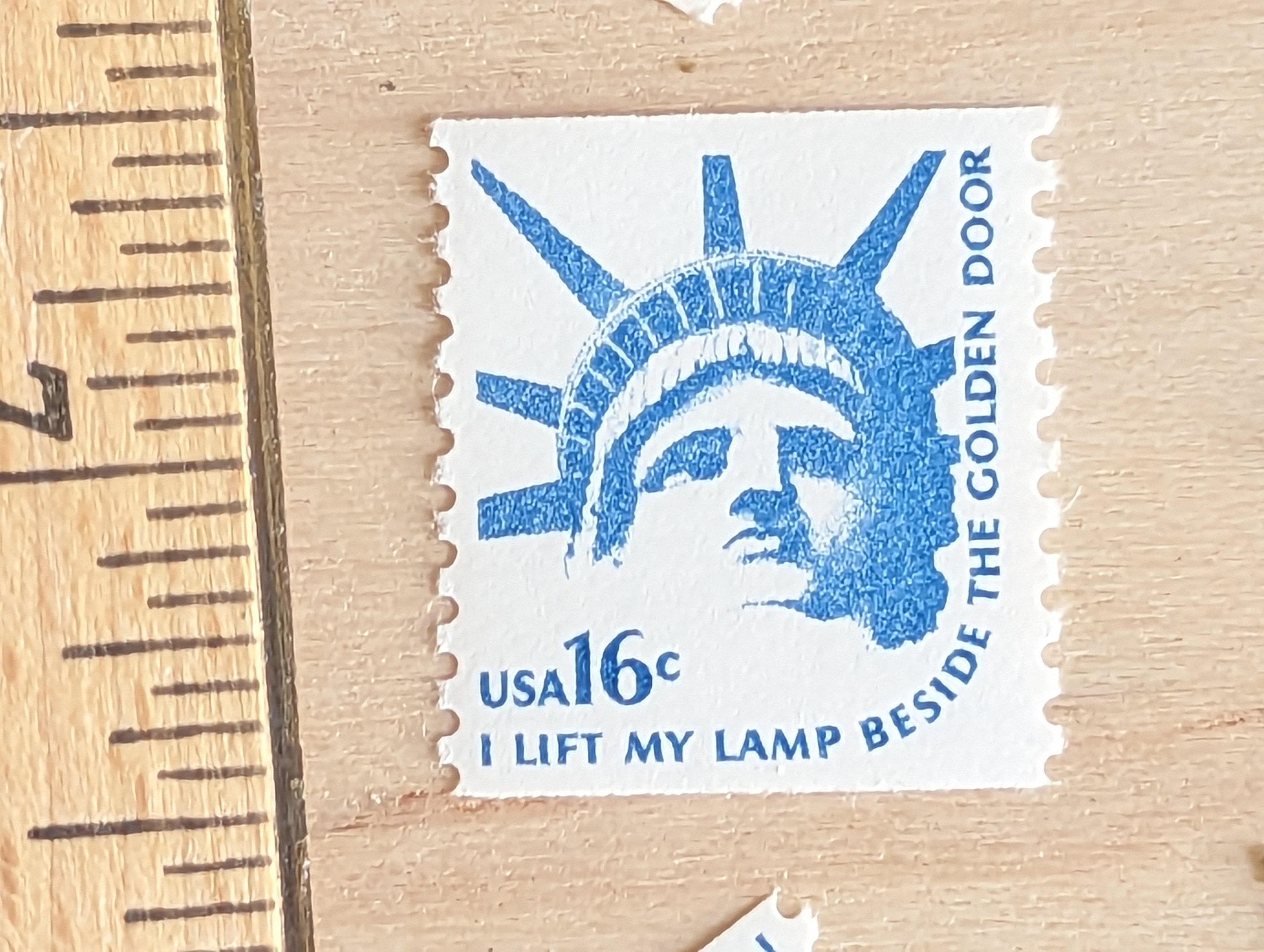 切手。アメリカ32セント切手。 アメリカUSA 32セント使用済切手セット クリスマス／星条旗／聖母子