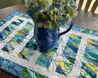 Quilted Spring Table Runner, Handmade Floral Table Topper, Spring Table Decor, Home Decor Gift