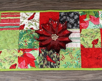 Quilted Christmas Table Runner, Handmade Red Cardinals Table Topper, Christmas Holiday Table Decor