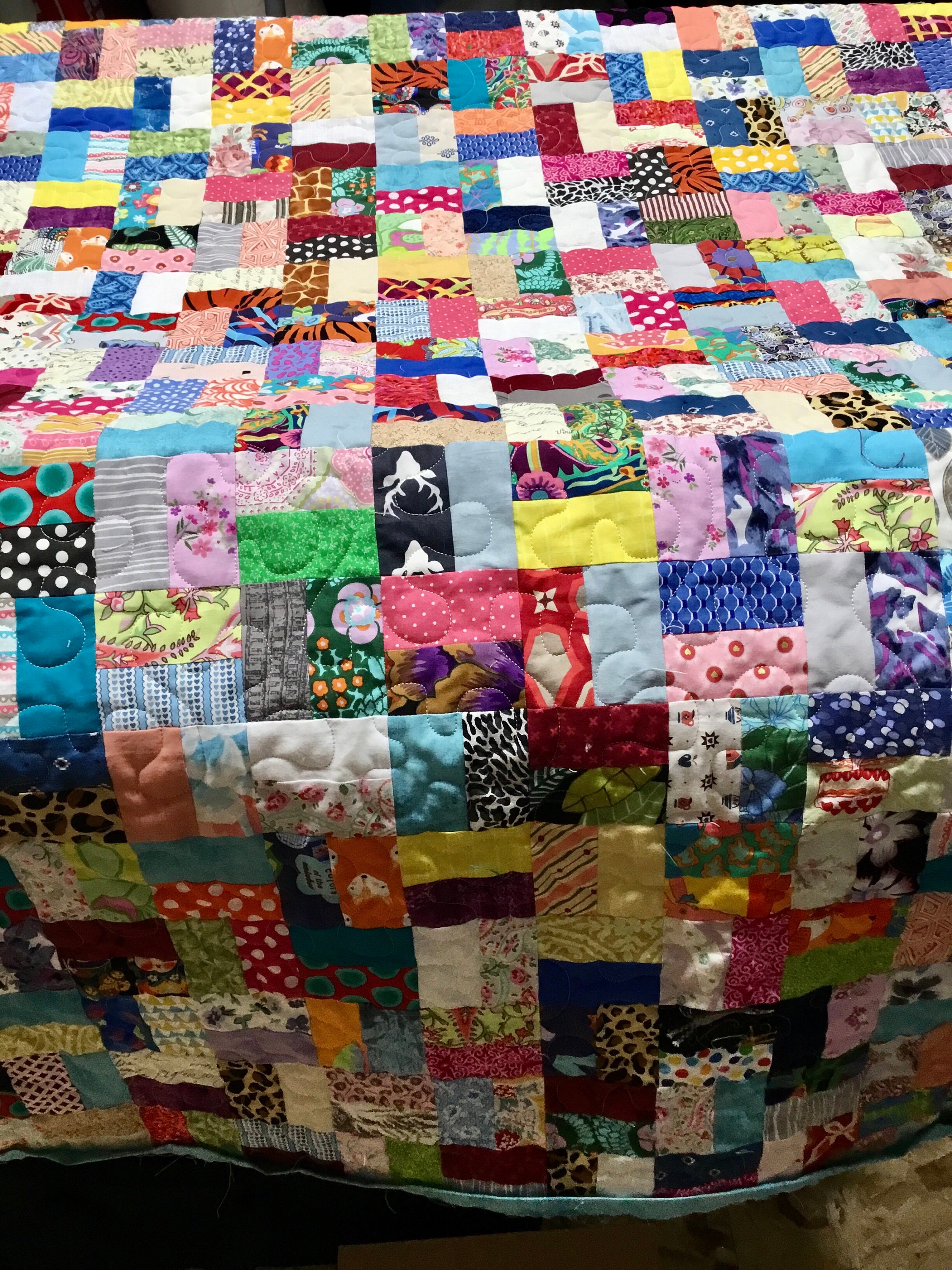 Scrappy Handmade Patchwork Throw Quilt , Multicolour Vintage Style ...