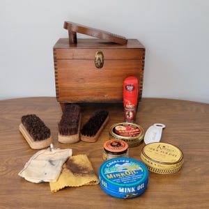 Wood Shoeshine Box with Footrest, Vintage Shoe Care Box, Kiwi Brush