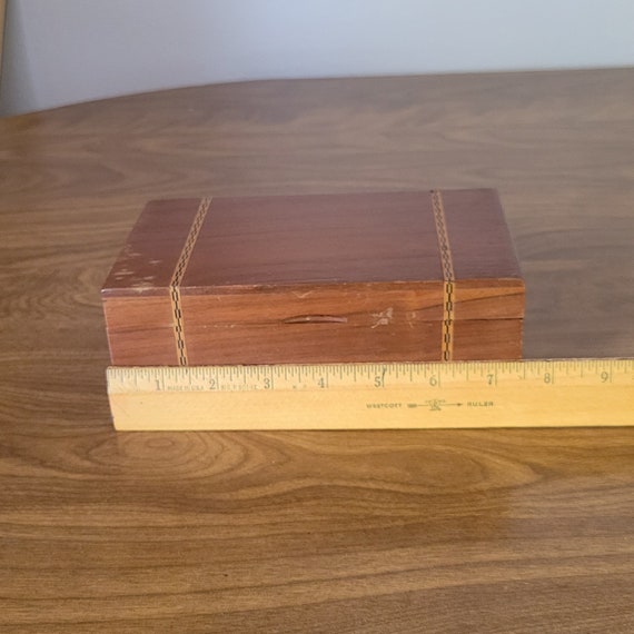 Wood Musical Jewelry Box, Vintage Small 1 Compart… - image 10