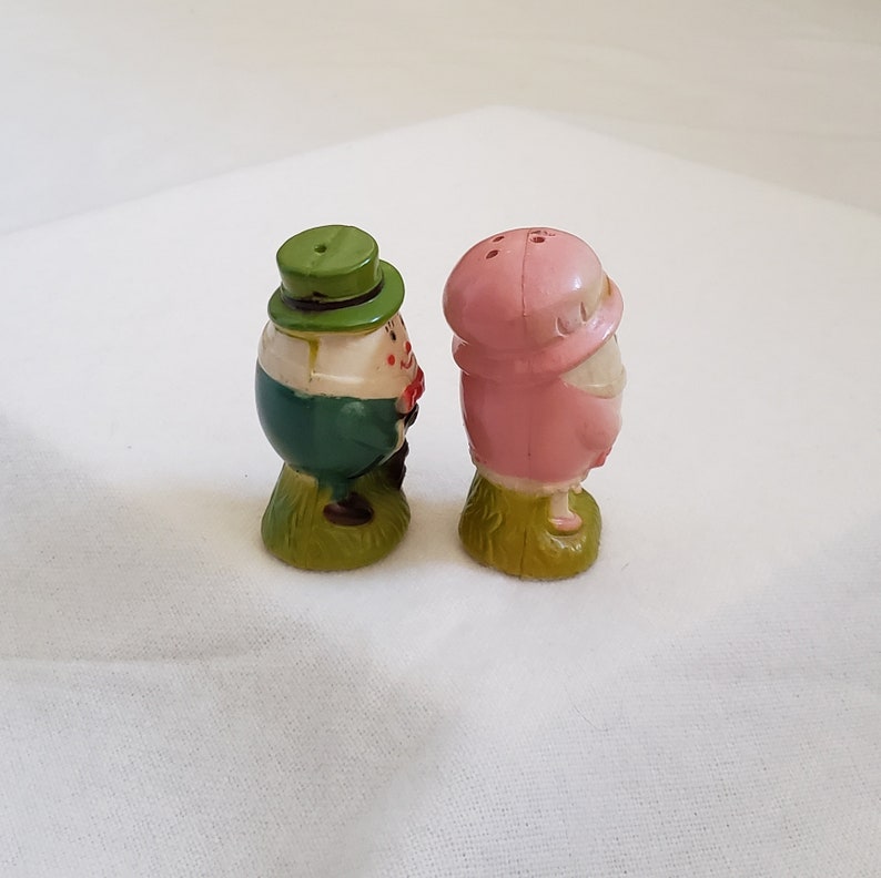 Vintage Egg Shaped Salt and Pepper Shakers Mr. and Mrs. Etsy