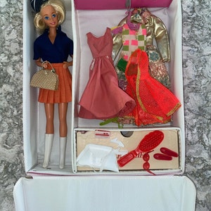 Poupée Barbie et accessoires, Poupée de mode Liban