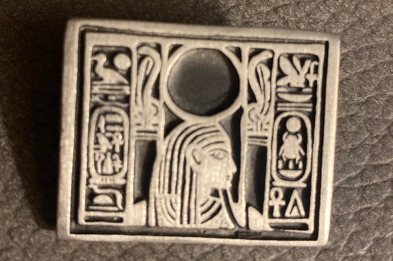 Urban Fetishes 1998 Egyptian Pharaoh Pin with Hie… - image 1