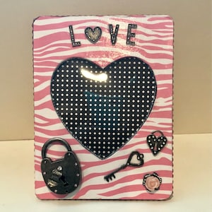 Valentines Day: Pink Zebra Striped Heart Picture Frame