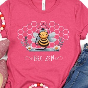 Chemise abeille, t-shirt abeille, chemise abeille, chemise nid d'abeille, t-shirt sauvez les abeilles, cadeau bourdon femme, abeille zen, cadeau abeille apiculteur yoga