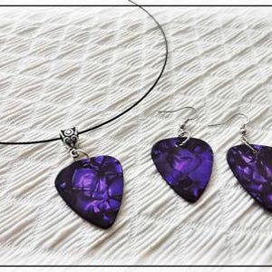 Guitar Pick Choker Necklace and Earring Set image 1