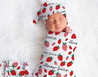 Personalized Strawberries Blanket, Custom Baby Shower Gift, Personalized Strawberry Blanket, Baby Name Blanket, Custom Swaddle