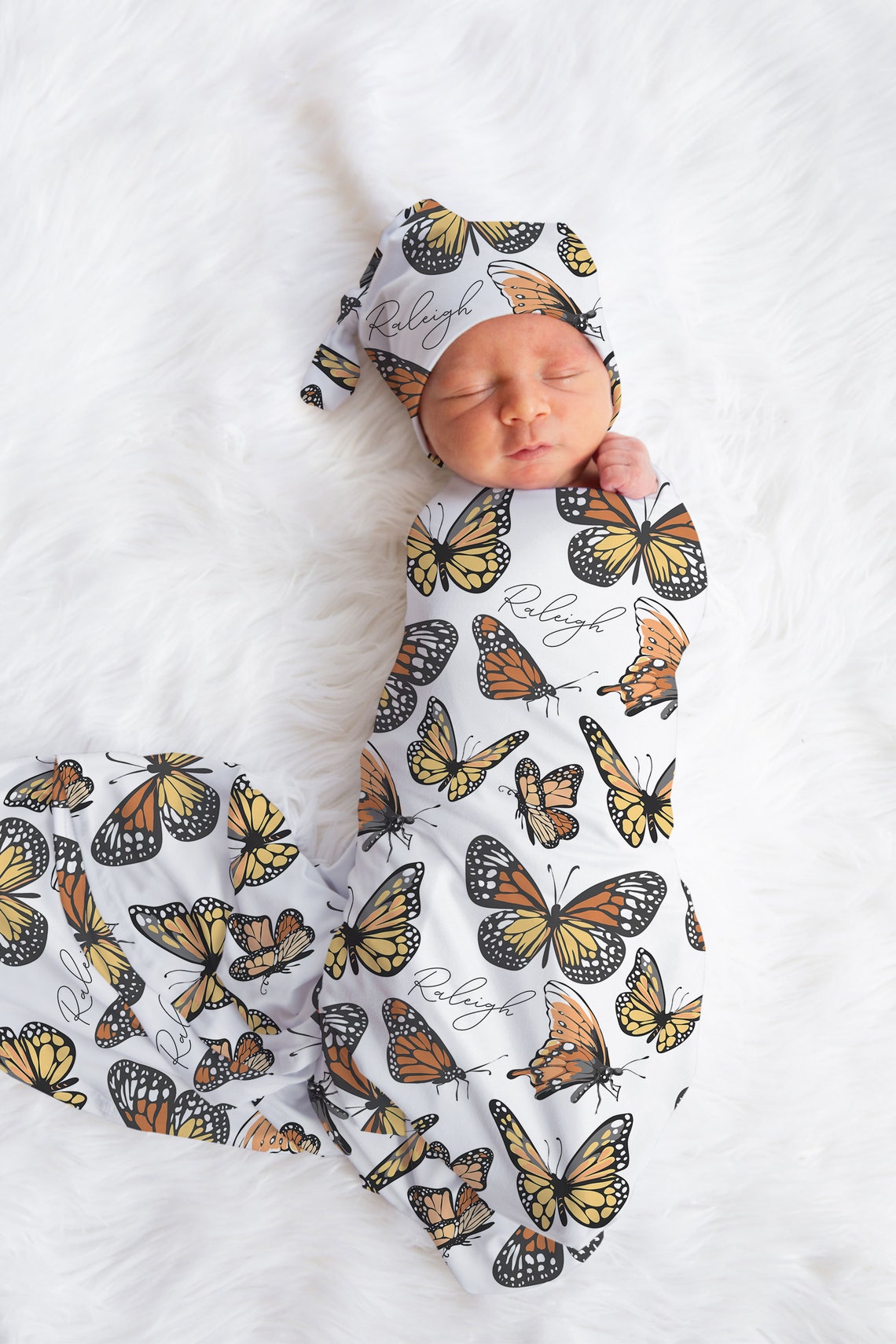 Vivid Monarch Butterflies Quilted Blanket NCU0VL012