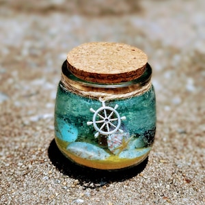 FLICKER | Ocean Scene Gel Wax with Wood Wick 7oz Jar Candle, Beach-Themed Gift