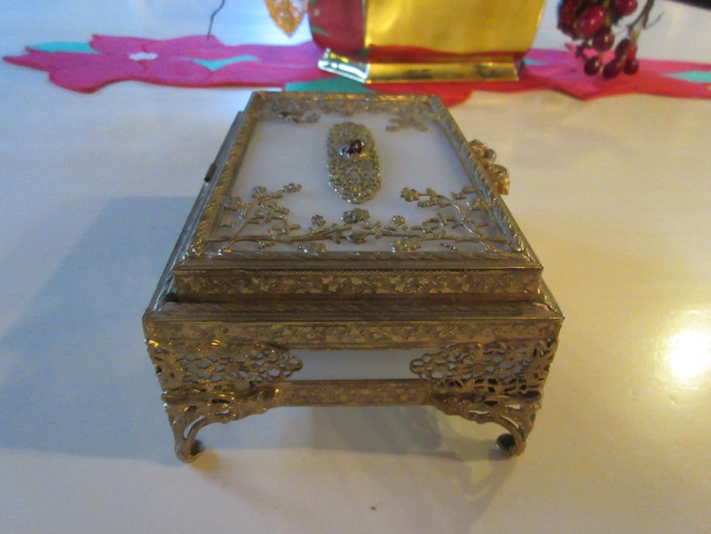 ORNATE FILIGREE JEWELRY Box