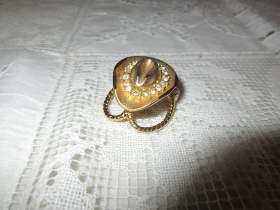 COWBOY HAT SCARF Ring