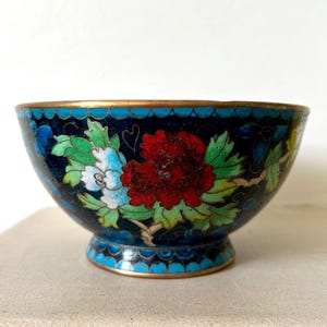 Lovely! Vintage Cloisonne Bowl with Chrysanthemum, Lotus Flowers & Butterfly Detail - Lovely Gift/ Collector&#39;s Item/ Home Decor