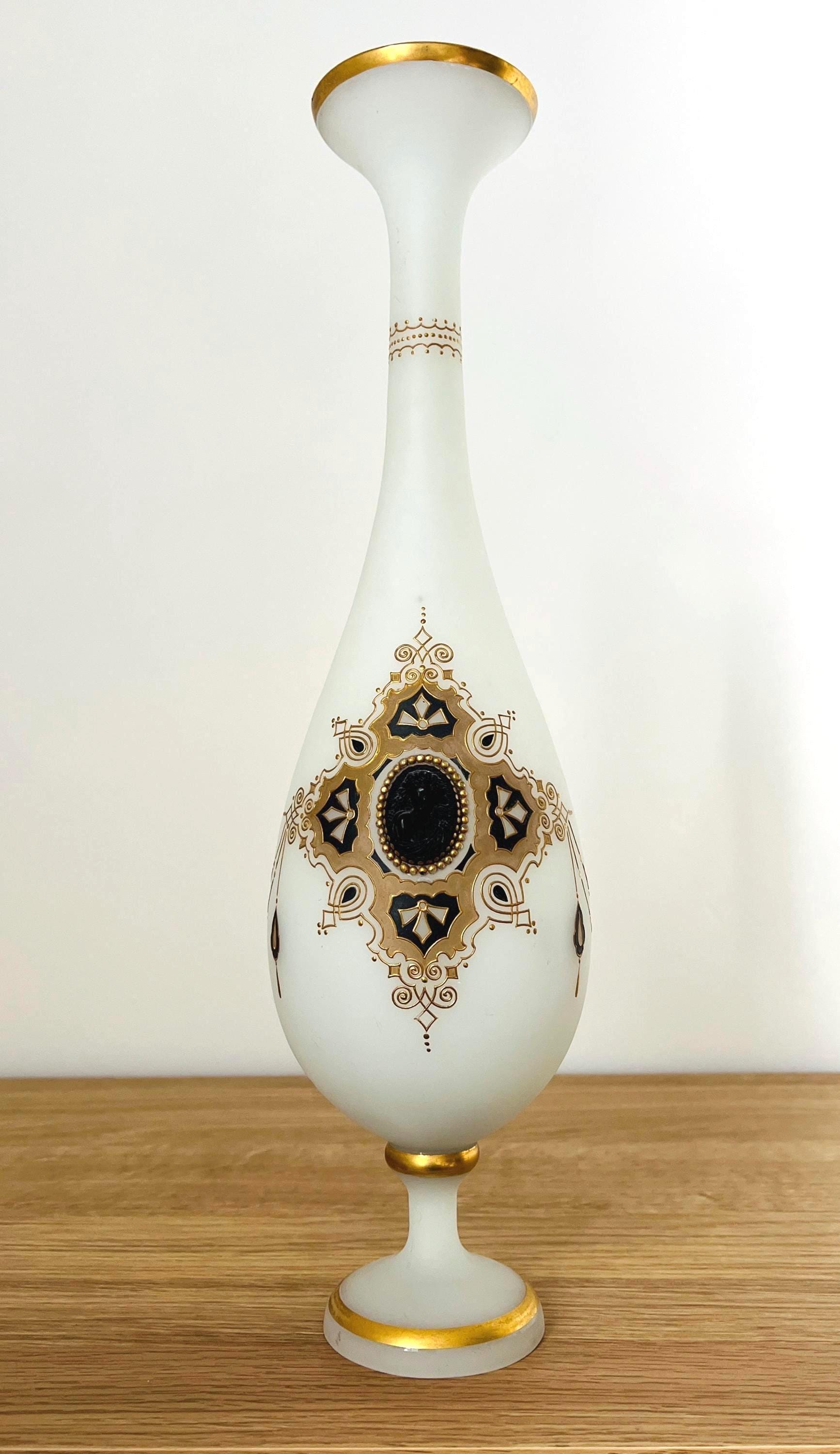 Antique French Opaline Glass Vase – Napoleon III Cameo, Gold