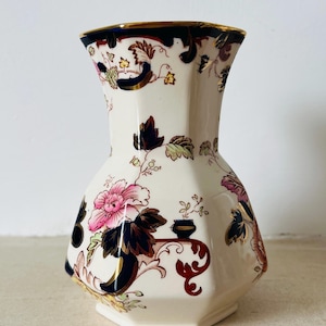 Mason&#39;s Ironstone Blue Mandalay Small Fenton Vase