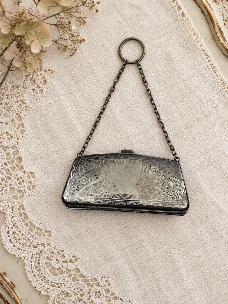 Engraved Chain Pattern Antique Edwardian Silver-plated Engraved Coin Purse With Chain ...