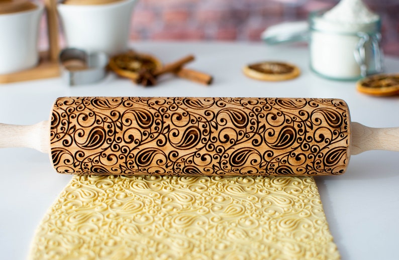 Embossing rolling pin Paisley Pattern Cookies decorating roller Laser engraved rolling pin