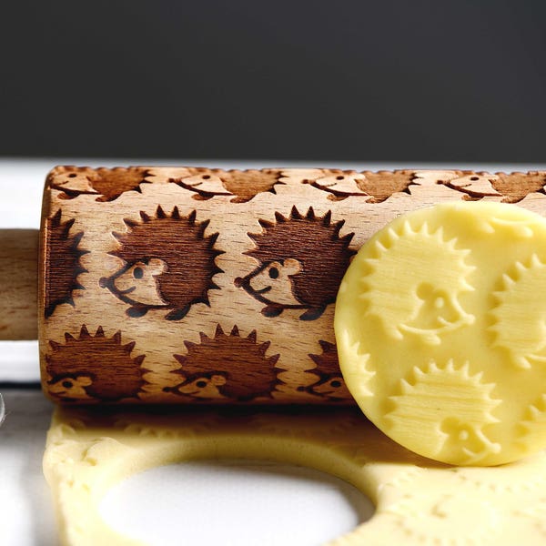 Hedgehog - Mini Rolling Pin, Embossing rolling pin, Laser engraved rolling pin, Cookies decorating roller