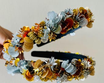Celestial Star Beaded Headband – Gold and Silver Sequin Alice Band – Hand-Stitched Starry Night Headpiece – Large 2cm Galaxy Hair Accessory