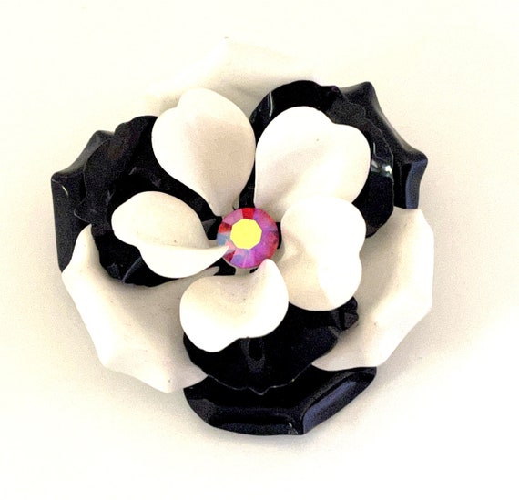 Stunning Black and White Dimensional Enamel Flowe… - image 1