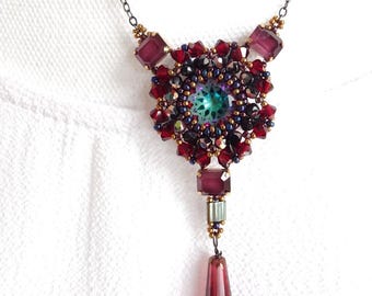 Victorian pendant, red pendant, handmade pendant, gift for her, elegant pendant, elegant necklace, Victorian necklace.